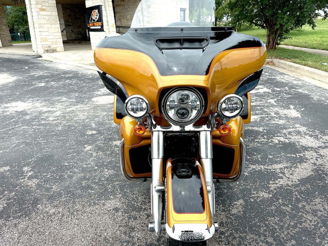 2023 Harley-Davidson Tri Glide Ultra - Photo 10