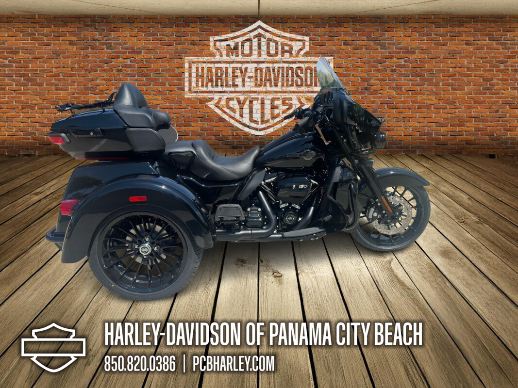 2025 Harley-Davidson<sup>®</sup> Tri Glide® Ultra