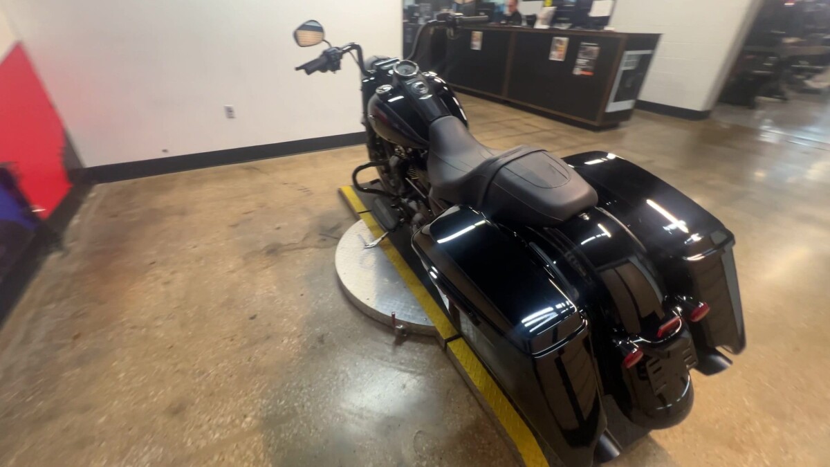 2025 Harley-Davidson Road King Special FLHRXS - Photo 2