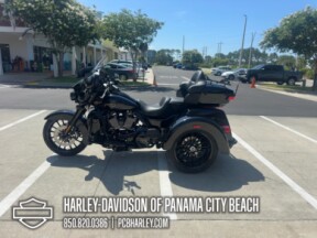 2025 Harley-Davidson<sup>®</sup> Tri Glide® Ultra thumb 0
