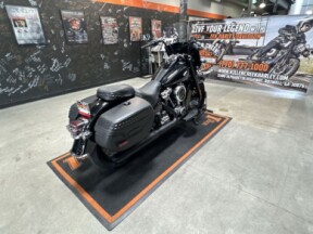 2025 Harley-Davidson<sup>®</sup> Heritage Classic VIVID BLACK W/ PINSTRIPE thumb 0