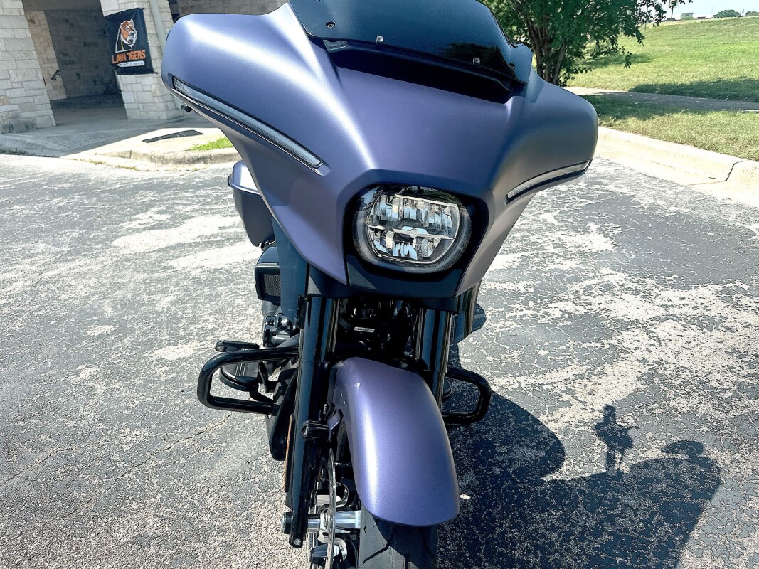 2025 Harley-Davidson Street Glide FLHX
 MSRP $29,999 - Photo 10