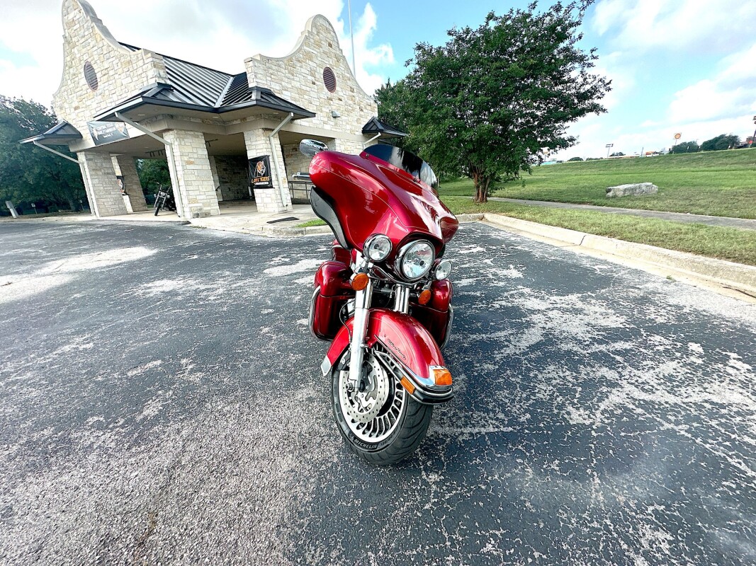 2013 Harley-Davidson Ultra Classic Electra Glide FLHTCU - Photo 4