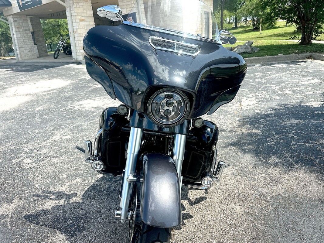 2020 Harley-Davidson CVO Street Glide FLHXSE - Photo 10