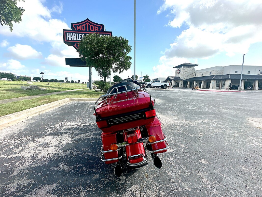 2013 Harley-Davidson Ultra Classic Electra Glide FLHTCU - Photo 8