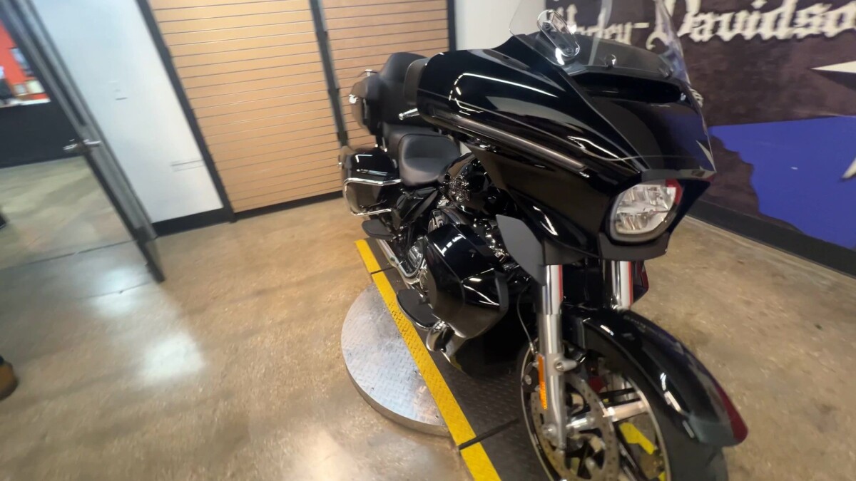 2025 Harley-Davidson Street Glide Ultra FLHXU - Photo 6
