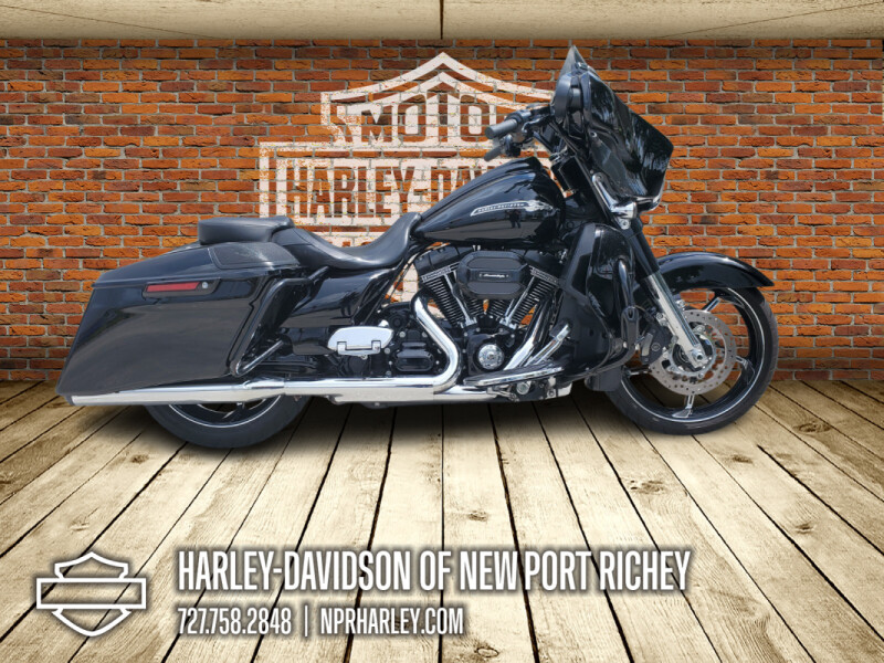 2016 Harley-Davidson<sup>®</sup> CVO<sup>™</sup> Street Glide<sup>®</sup>