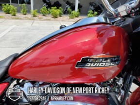 2025 Harley-Davidson<sup>®</sup> Road Glide® thumb 1
