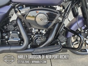 2025 Harley-Davidson<sup>®</sup> Street Glide® thumb 0