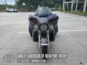 2022 Harley-Davidson<sup>®</sup> Tri Glide<sup>®</sup> Ultra thumb 3