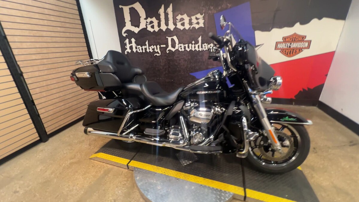 2018 Harley-Davidson Ultra Limited FLHTK - Photo 5