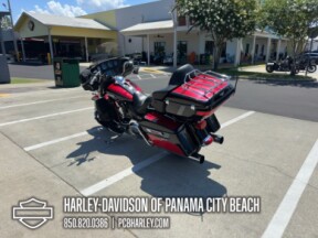 2014 Harley-Davidson<sup>®</sup> Electra Glide<sup>®</sup> Ultra Classic® thumb 1