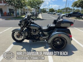 2025 Harley-Davidson<sup>®</sup> Tri Glide® Ultra thumb 0