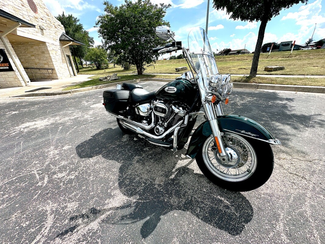 2024 Harley-Davidson Heritage Classic FLHCS - Photo 3