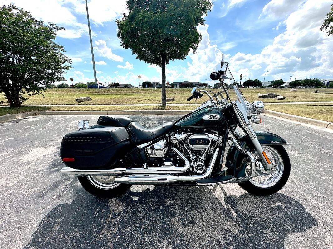 2024 Harley-Davidson Heritage Classic FLHCS - Photo 2