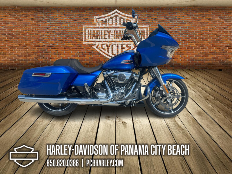 2025 Harley-Davidson<sup>®</sup> Road Glide®