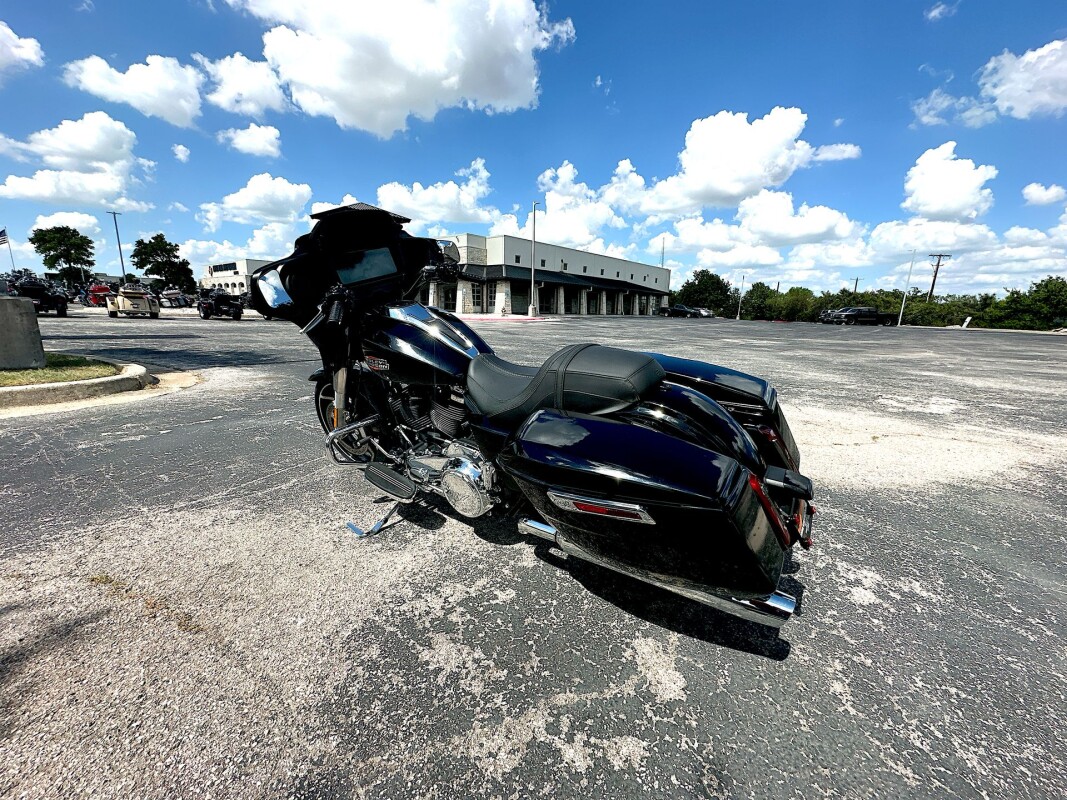 2024 Harley-Davidson Street Glide FLHX - Photo 7
