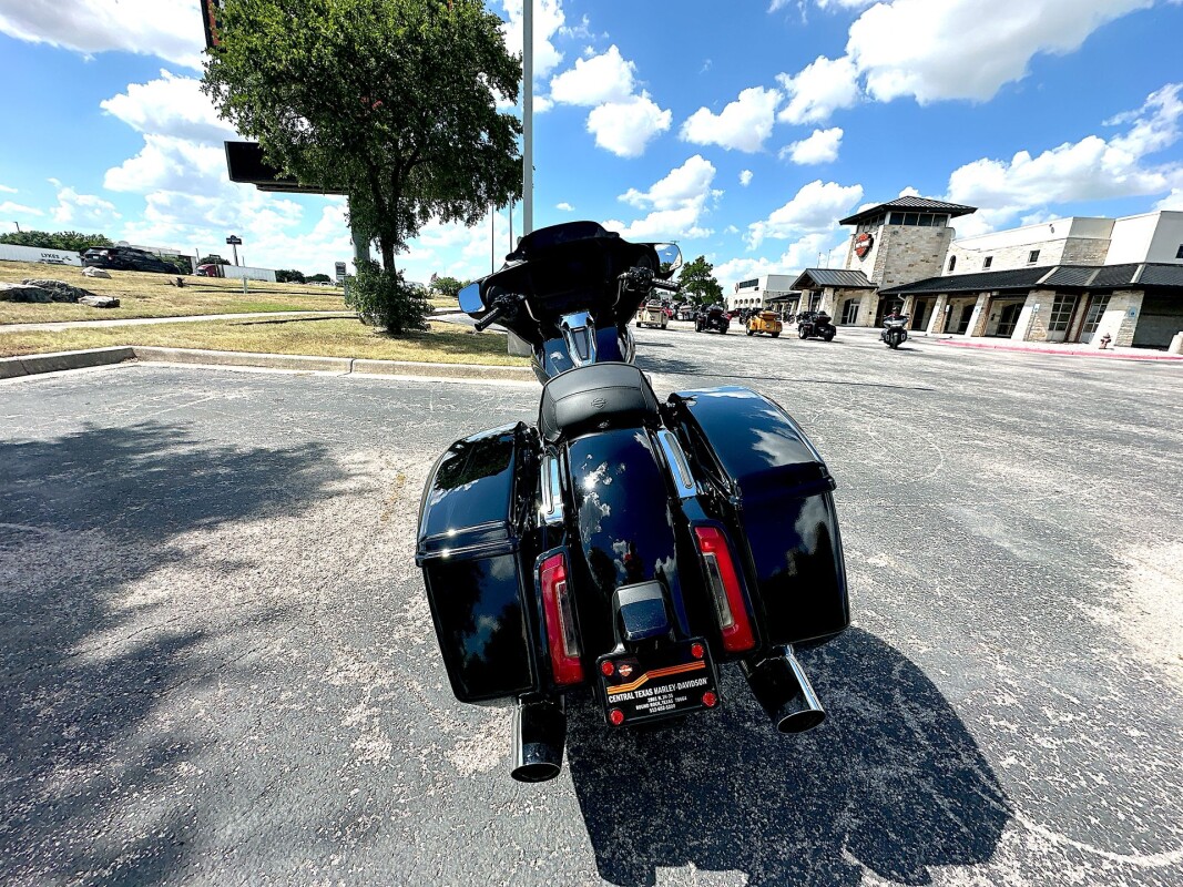2024 Harley-Davidson Street Glide FLHX - Photo 8