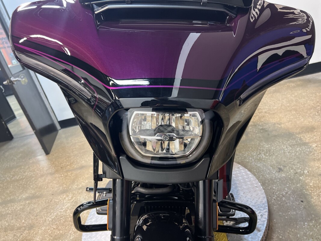 2025 Harley-Davidson CVO Street Glide FLHXSE - Photo 10