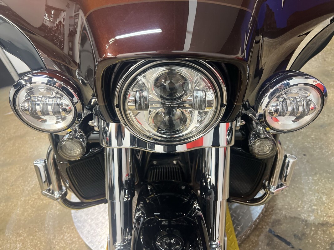 2019 Harley-Davidson CVO Limited FLHTKSE - Photo 10