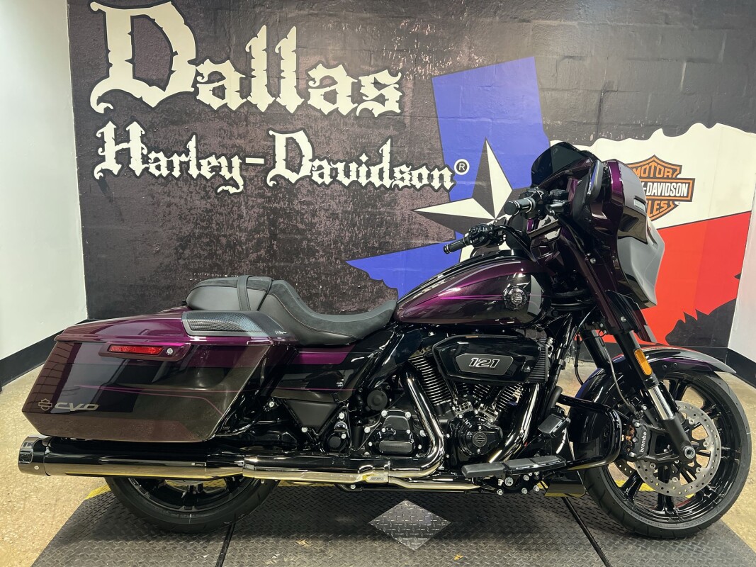 2025 Harley-Davidson CVO Street Glide FLHXSE