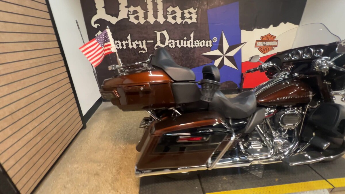 2019 Harley-Davidson CVO Limited FLHTKSE - Photo 4