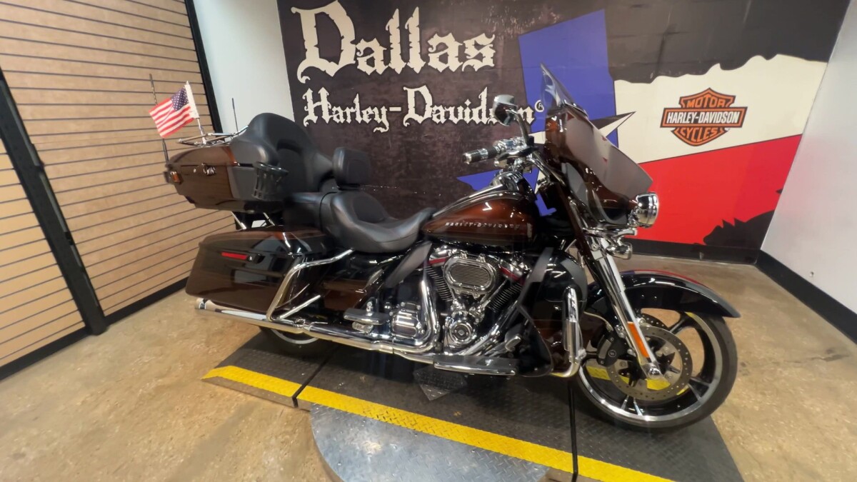 2019 Harley-Davidson CVO Limited FLHTKSE - Photo 5