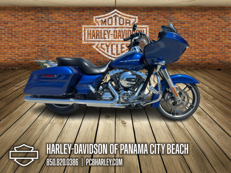 2015 Harley-Davidson® Road Glide® Special