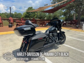 2021 Harley-Davidson<sup>®</sup> Street Glide® Special thumb 3