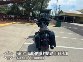 2022 Harley-Davidson<sup>®</sup> Road Glide® Special thumb 2