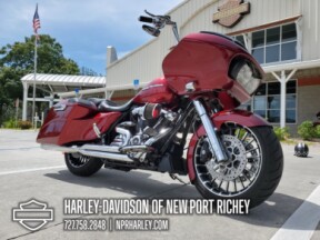 2017 Harley-Davidson® Road Glide® Special thumb 2