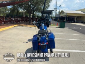 2015 Harley-Davidson® Road Glide® Special thumb 2