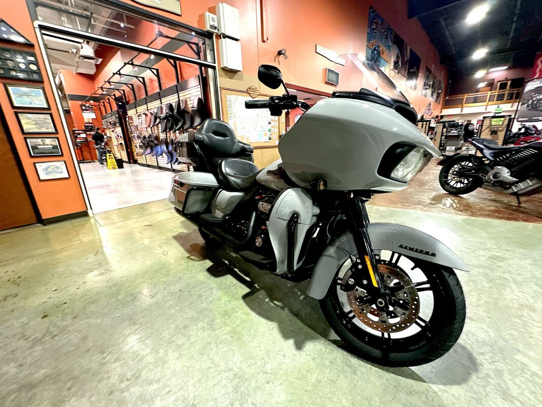 2024 Harley-Davidson Road Glide Limited FLTRK - Photo 2