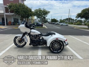 2025 Harley-Davidson® Road Glide® 3 thumb 0