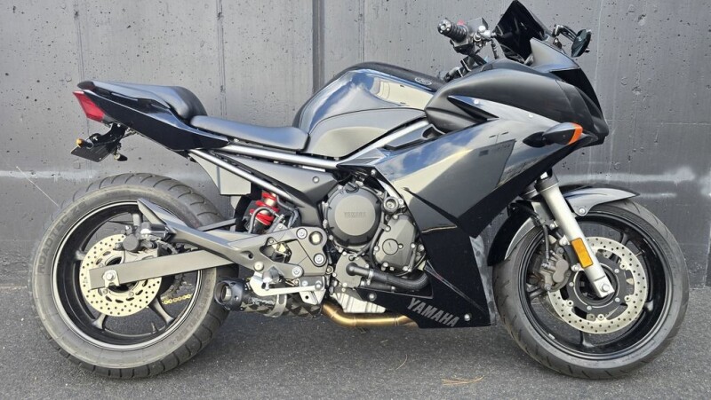 2009 Yamaha FZ6R
