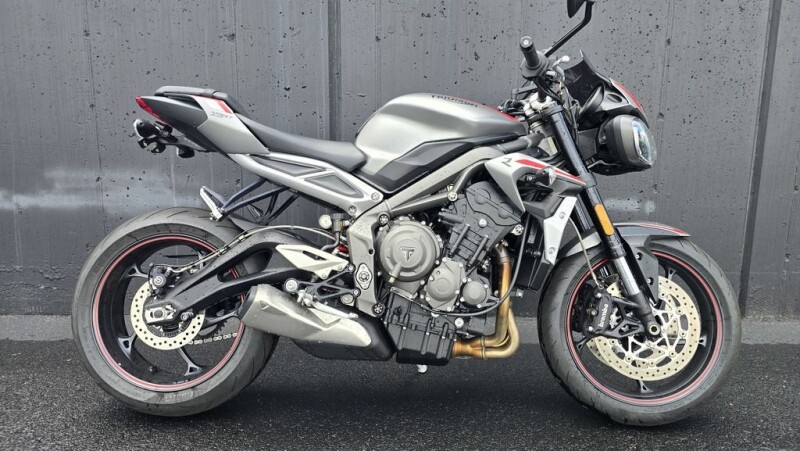 2022 Triumph Street Triple R