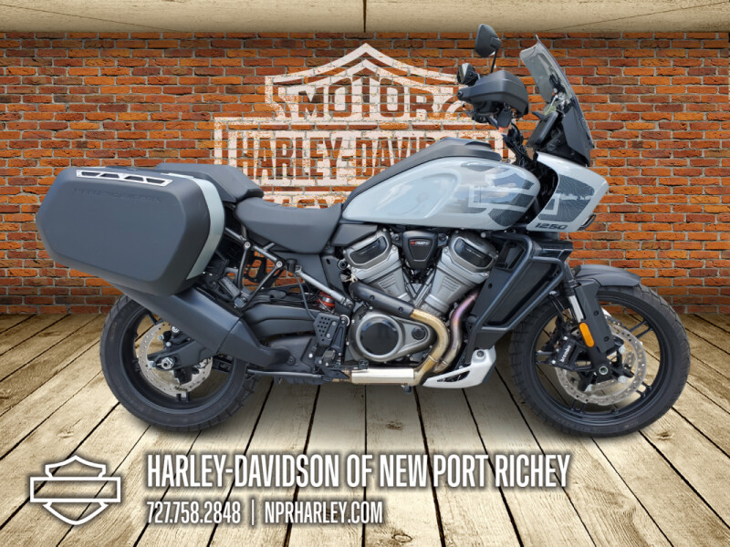 2024 Harley-Davidson<sup>®</sup> Pan America™ 1250 Special