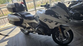 2024 BMW Motorrad R 1250 RT thumb 3
