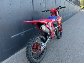 2023 GasGas MC 450F thumb 2