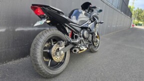 2009 Yamaha FZ6R thumb 1