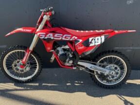 2023 GasGas MC 125 thumb 2