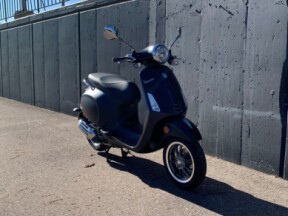 2023 Vespa Primavera 150 S thumb 2