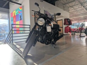 2024 Moto Guzzi V7 Stone thumb 3