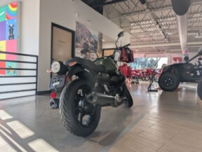 2024 Moto Guzzi V7 Stone thumb 0
