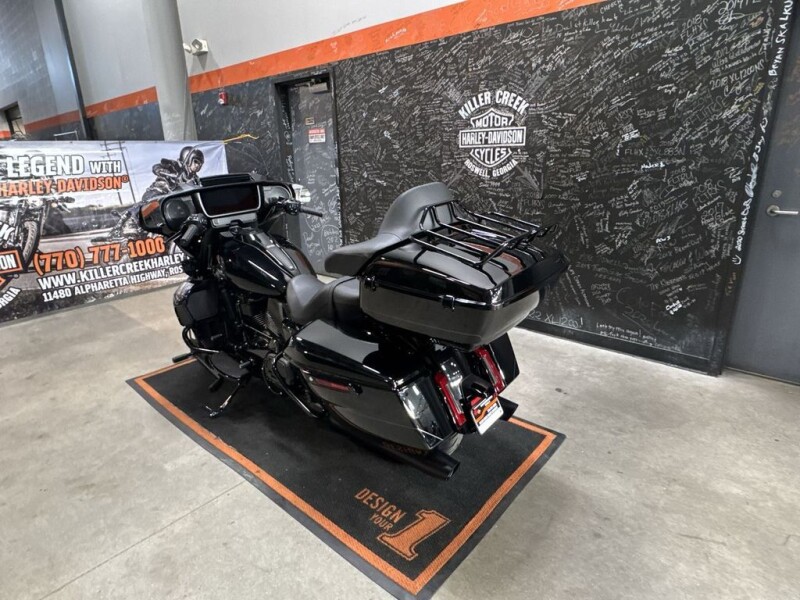 FLHXU 2025 Street Glide™ Ultra