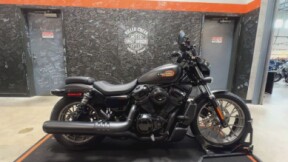 2025 Harley-Davidson<sup>®</sup> Nightster® Special BLACK DENIM thumb 0