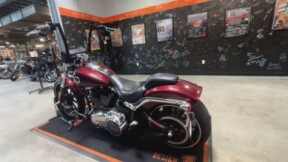 2015 Harley-Davidson<sup>®</sup> Breakout<sup>®</sup> MYSTERIOUS RED thumb 3