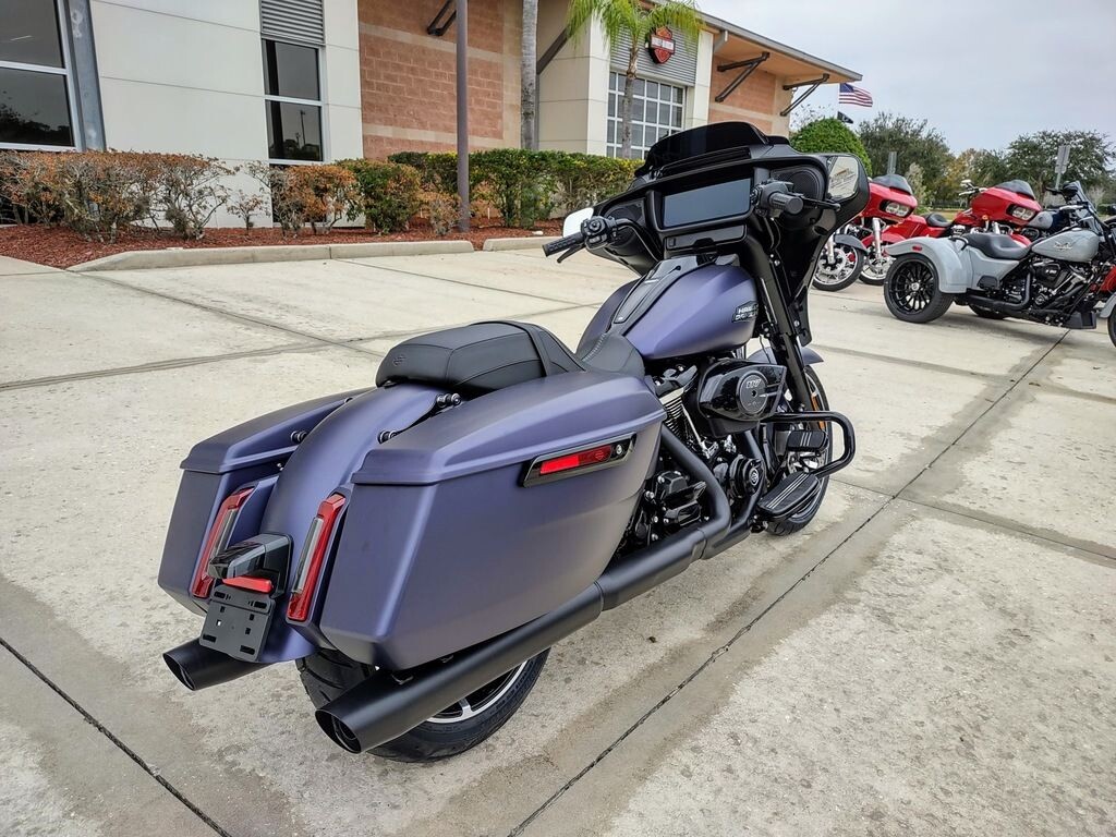 Street Glide - Photo 4