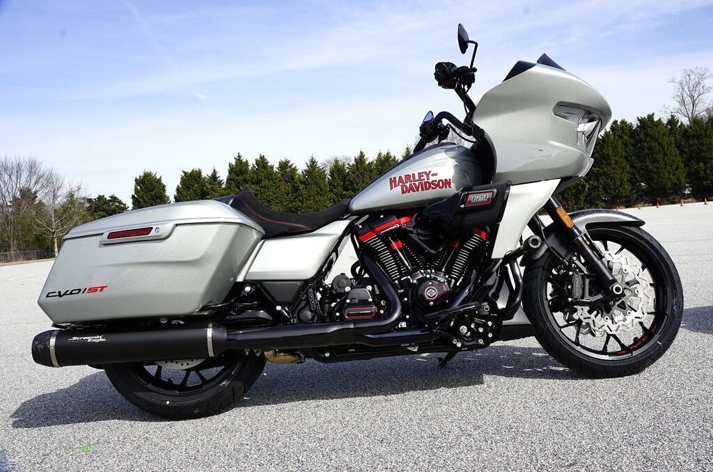 FLTRXSTSE 2025 CVO Road Glide ST - Photo 7