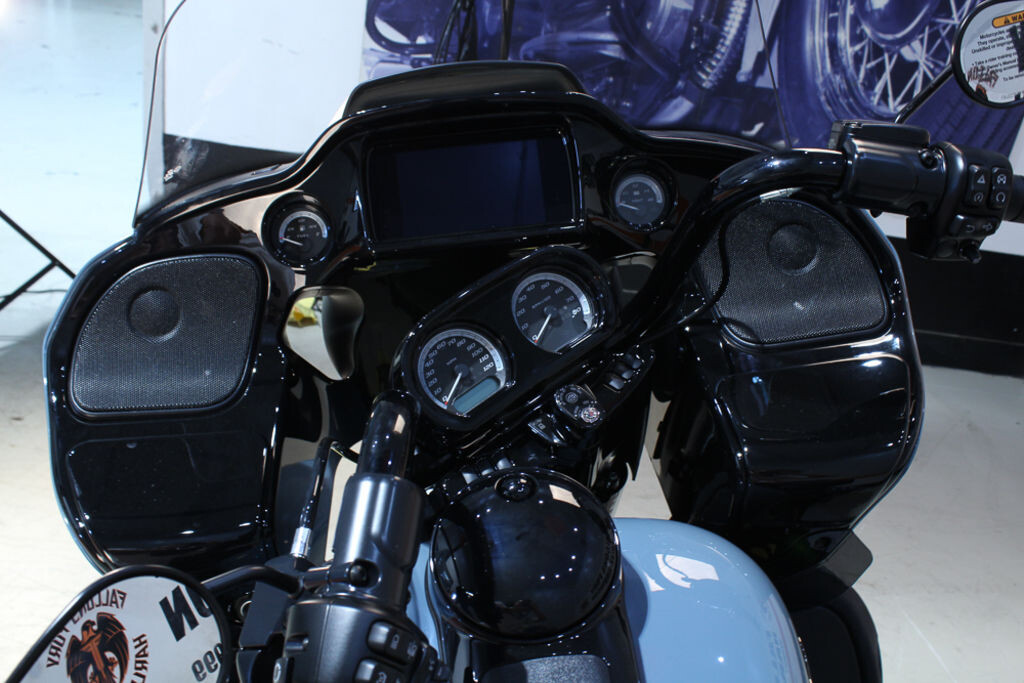 FLTRK 2024 Road Glide Limited - Photo 7